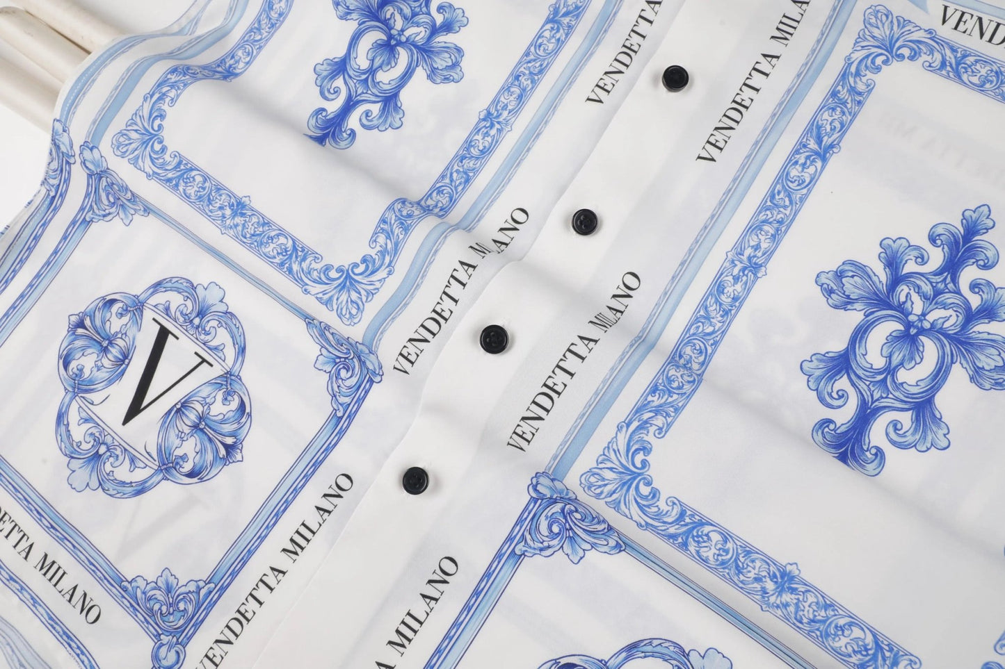 Langarm-Sommerhemd mit Majolica All-Over-Print - Vendetta MilanoHemd